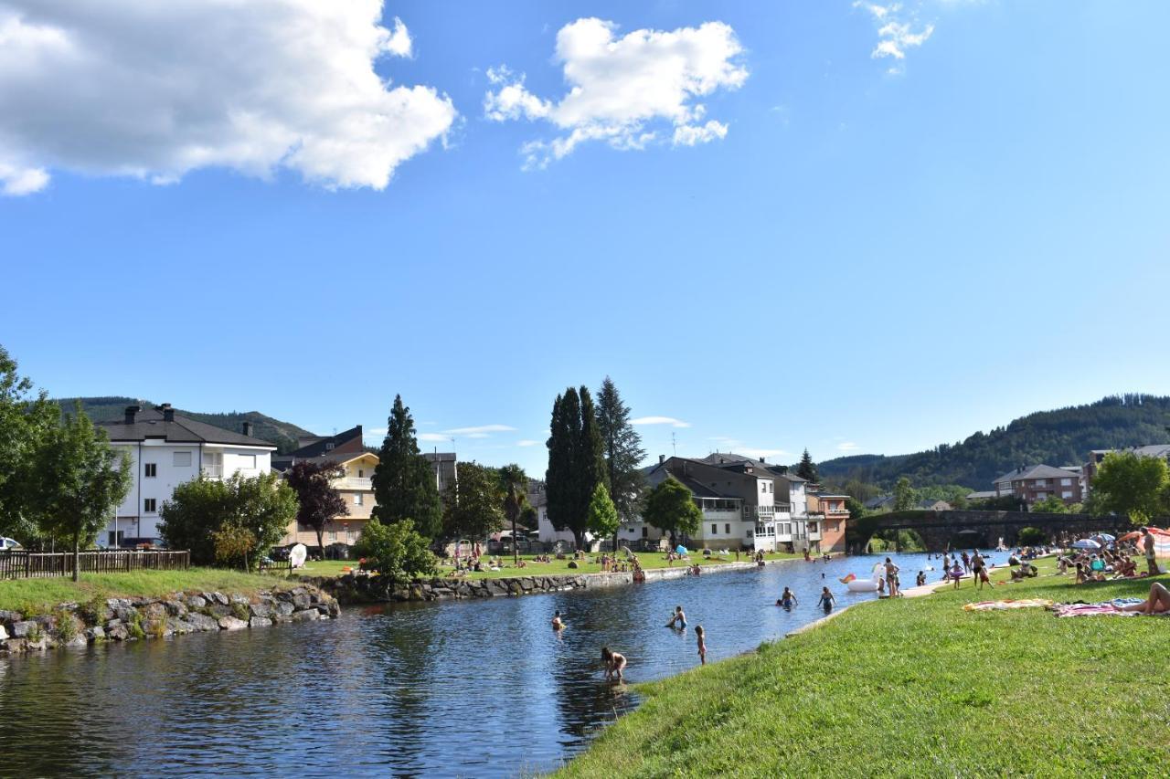 Apartamentos Picea Azul Vega de Espinareda Exteriör bild